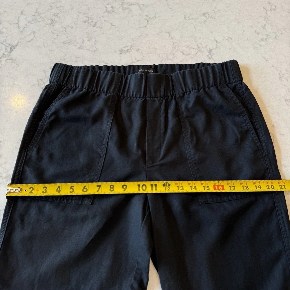 Banana Republic Lyocell Linen Cotton Tapered Cropped Pull On Pant Black Medium